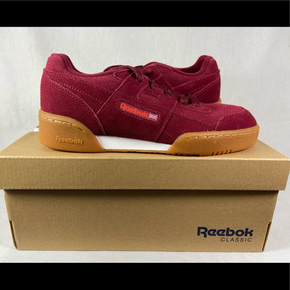 Reebok Workout Plus Junior Burgundy Kids Size 3.5 Shoes